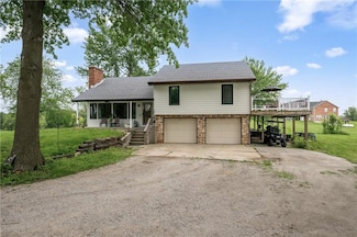 19109 Quinn Rd, Trimble, MO 64492