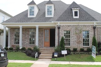 987 Russell Farms Rd, Collierville, TN 38017