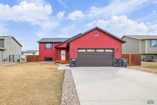 533 Ballista Blvd, Box Elder, SD 57719