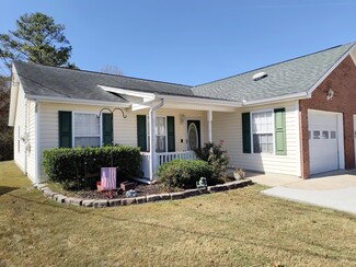 656 Flagstone Dr, Rossville, GA 30741