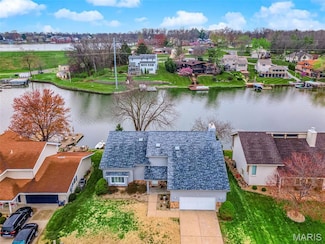 11 Lakeside Cir, Lake Saint Louis, MO 63367