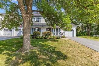 33 Perkins Dr, Essex Junction, VT 05452