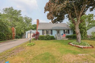 24 Hayden St, Nashua, NH 03060