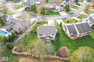 685 Greystone Ct, Columbus, IN 47201