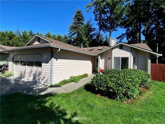 3320 Beemer Ct NE, Lacey, WA 98516