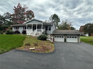 211 Cedar Dr, Kittanning, PA 16201