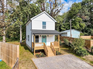 70 Alabama Ave, Marion, NC 28752