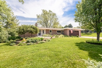18345 Benington Dr, Brookfield, WI 53045