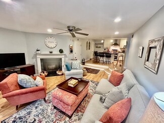 1216 Vfw Pkwy Unit 45, West Roxbury, MA 02132