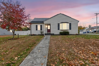 11 Sunset Dr, New Windsor, NY 12553