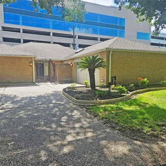 15622 Whitewater Ln, Houston, TX 77079