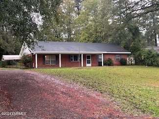 904 Pecan Ave, Philadelphia, MS 39350