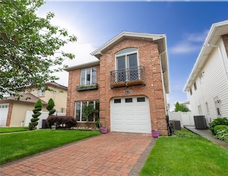 16107 90th St, Howard Beach, NY 11414