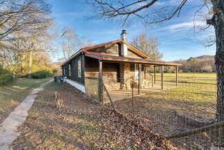 248 Gum Springs Rd, Mountain Pine, AR 71956