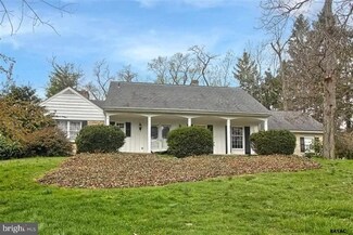 2000 Crescent Rd, York, PA 17403