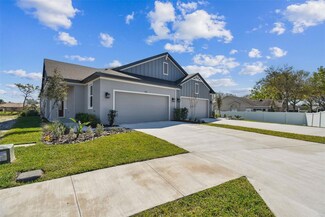 3681 Nandina Cir, Sun City Center, FL 33573