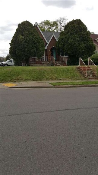 1315 15th Ave S, Nashville, TN 37212