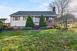 15 Colleen Dr, Brockton, MA 02301
