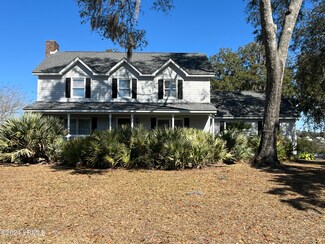 1097 Otter Cir, Beaufort, SC 29902