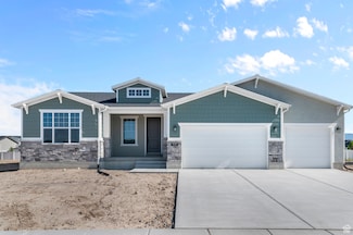 3028 W 2600 N, Clinton, UT 84015