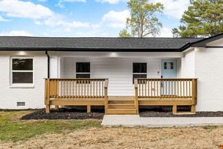 8 W Wotring St, Rossville, GA 30741