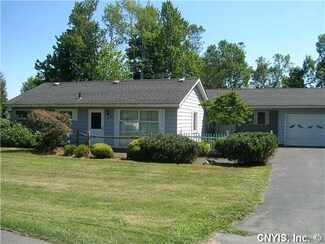 9 Ridgeway Sites Ave, Oswego, NY 13126