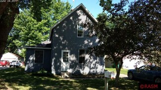 328 N 4th St, Le Sueur, MN 56058