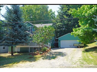 2219 NE 54th St, Vancouver, WA 98663