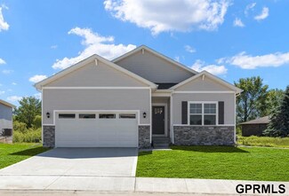 7114 S 205th Ave, Gretna, NE 68028
