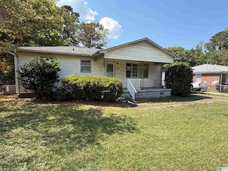 718 Bain Ave, Weaver, AL 36277