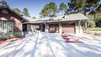 1619 Dayflower Dr, Panama City Beach, FL 32413