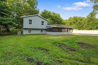 4232 Wilson Rd, Ravenna, OH 44266