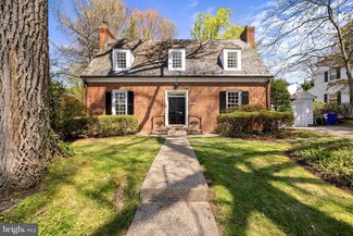 3609 Dunlop St, Chevy Chase, MD 20815