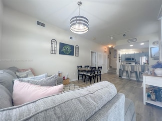 4003 Santa Maria Dr Unit 101, Kissimmee, FL 34741