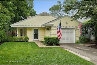 731 Roger Ave, Kenilworth, IL 60043