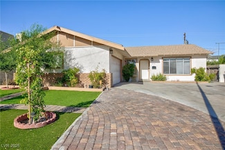 2112 Los Altos St, Las Vegas, NV 89102