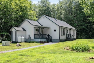 182 Weeks Rd, Sanbornton, NH 03269