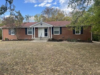 101 Homestead Ct, Hendersonville, TN 37075