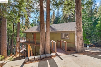 26389 Siskiyou Dr, Cold Springs, CA 95335