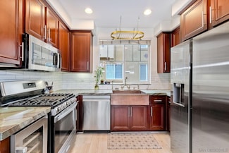 2770 Farragut Rd Unit 116, San Diego, CA 92106