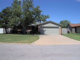 611 SW 62nd St, Lawton, OK 73505