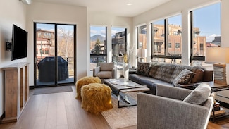 139 2nd St E Unit 204, Whitefish, MT 59937