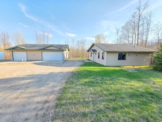 21151 S Moose Point Rd, Grand Rapids, MN 55744