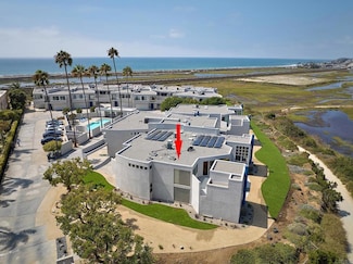 196 Solana Point Cir, Solana Beach, CA 92075