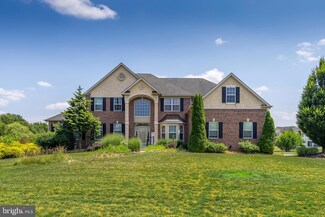 8 Curtmantle Rd, Mickleton, NJ 08056