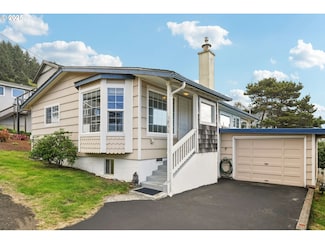 1850 NE 68th St, Lincoln City, OR 97367