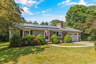 55 Forest St, South Hamilton, MA 01982