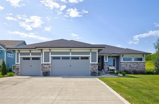 1924 Redbud St, Norwalk, IA 50211