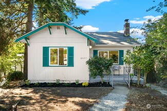8637 Island Dr S, Seattle, WA 98118