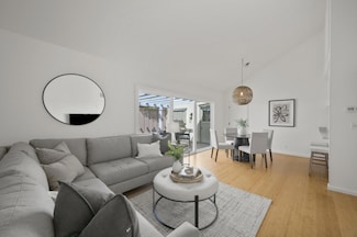 10933 Sweet Oak St, Cupertino, CA 95014